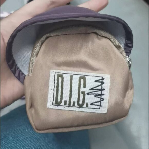 Mini Soft Pouch Earbud Case - Picture 1 of 2